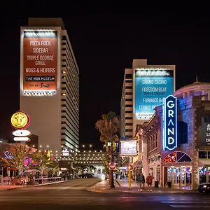 Downtown Grand & Casino Hotell